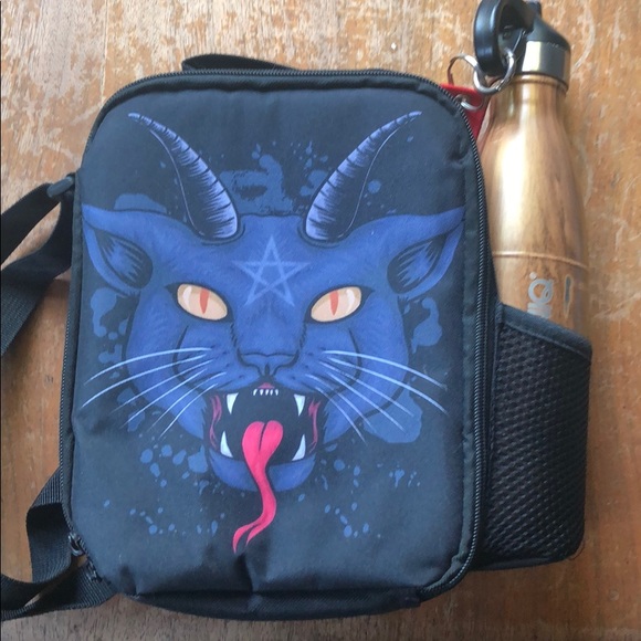 Lunch Box - Picture 4 of 5